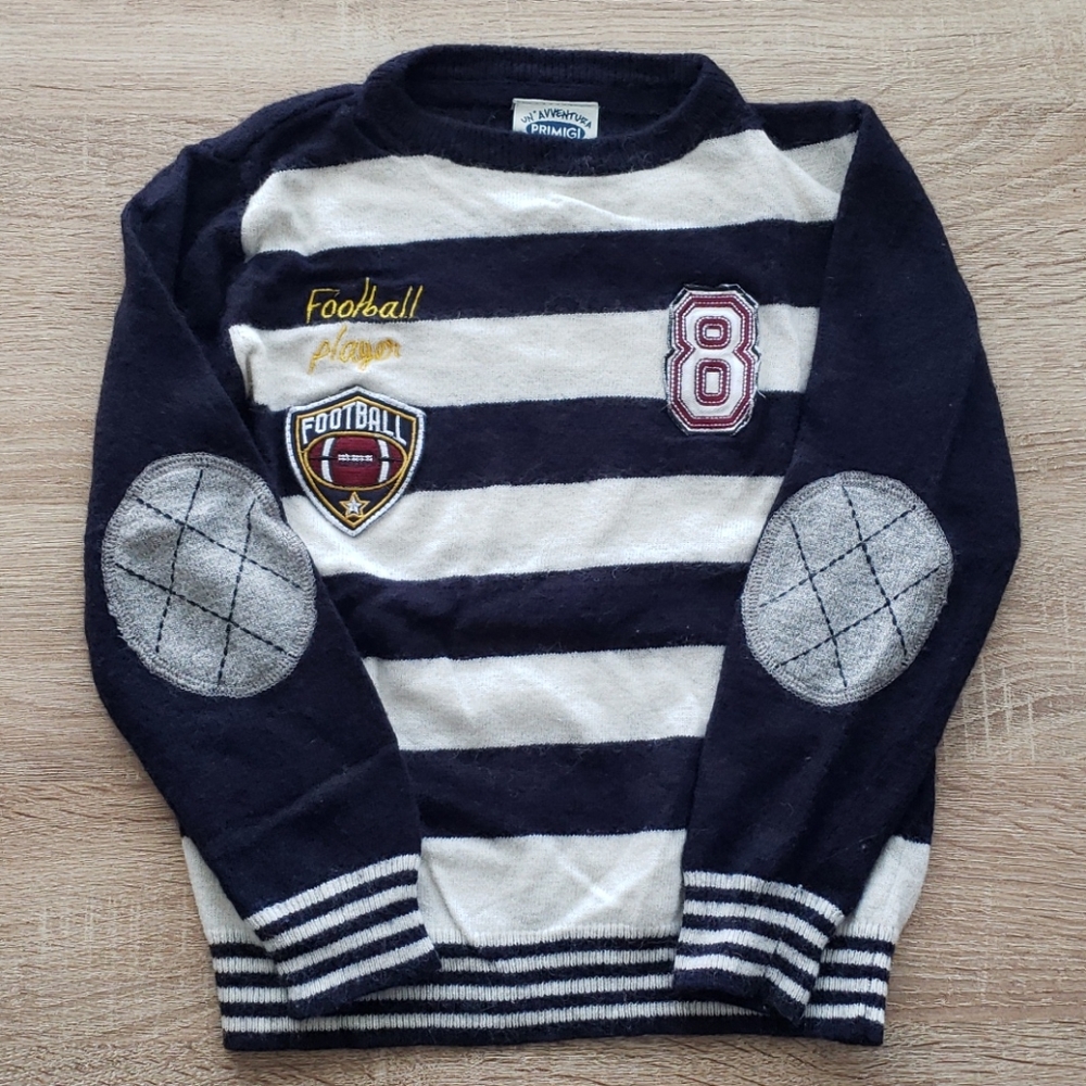Boy's sweater top